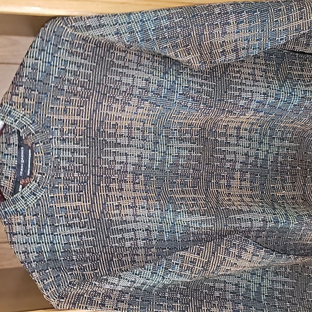 Designer Jhane Barnes crew neck sweater, size medium in rich texture